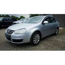 2006 VOLKSWAGEN JETTA 1.9 S TDI 4D 103 BHP DIESEL