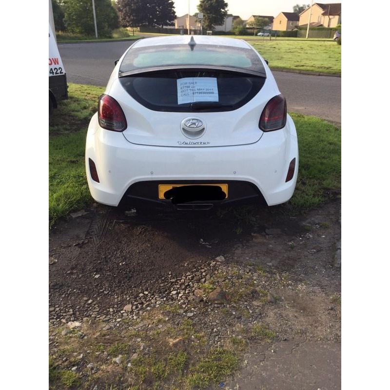 Hyundai Veloster 1.6 (still has manufacturer warranty)
