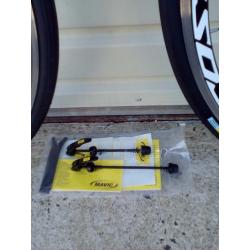 Mavic cosmic elite wheelset