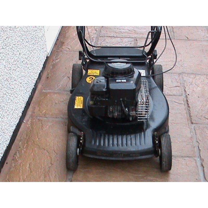 Mountfield 534 Self propeled lawnmower 51cm cutting blade.