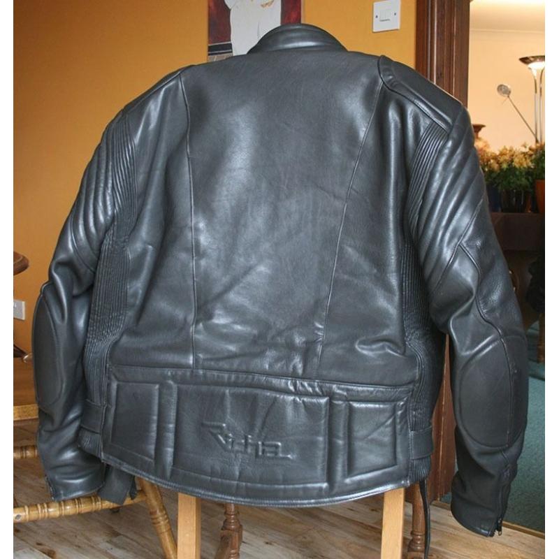 RICHA two piece leather motorcycle suit