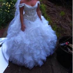 Alexia wedding dress size 8 up to a 14