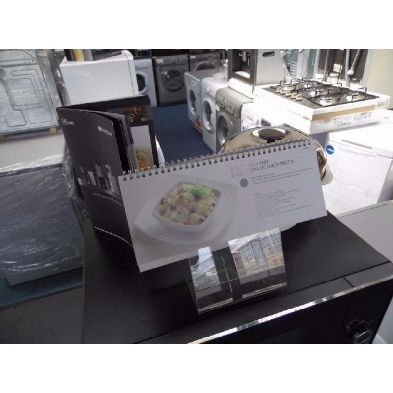 NEW GRADED 28 L BLACK HOTPOINT COMBI MICROWAVE REF: 11627