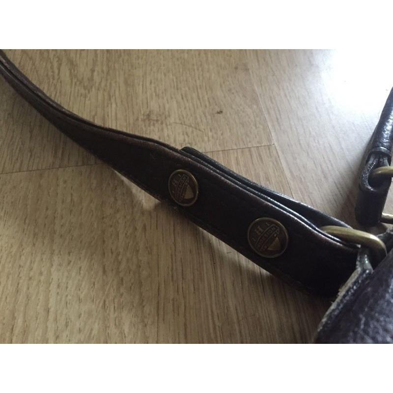 Hidesign handcrafted leather bag