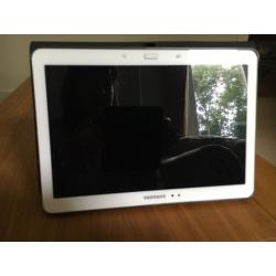 White Samsung tablet
