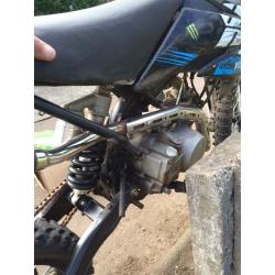 Stomp 140 big wheel pitbike spares or repair