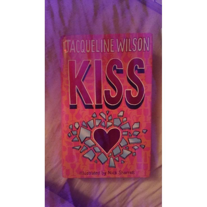book. kiss by jackeline wilson