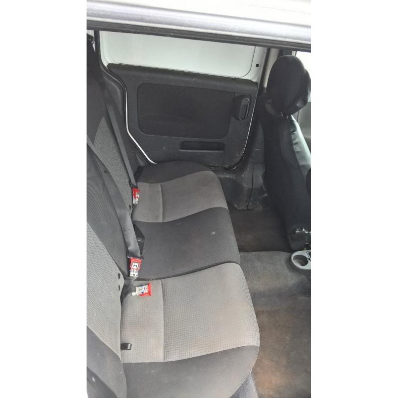 Vauxhall Combo 5 Seater Van 1.3 CDTI