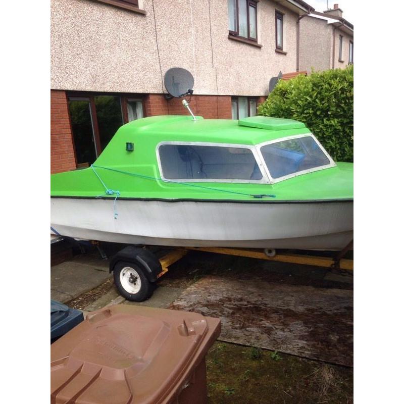 Fishing boat 2 Berth cabin -no engine