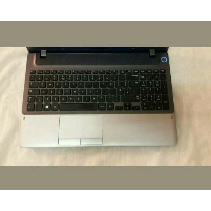 Samsung NP350V5C-A0EUK – 1TB - 12GB Ram – Win10 - i5
