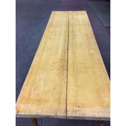 Folding wallpapering table