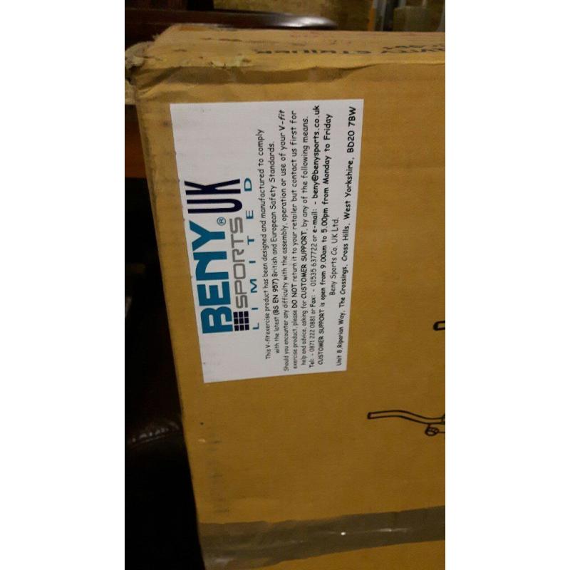 BRAND NEW IN BOX V-FIT FOLDING GRAVITY STRIDER / CROSS TRAINER EXCERCISE MACHINE DELIVERY AVAILABLE