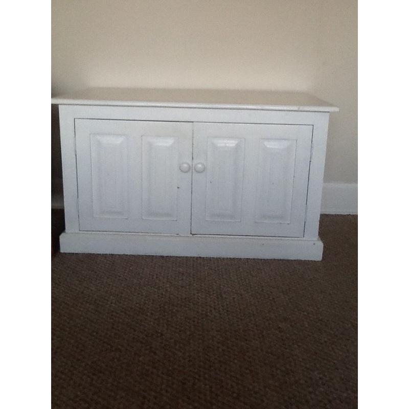 Tv unit