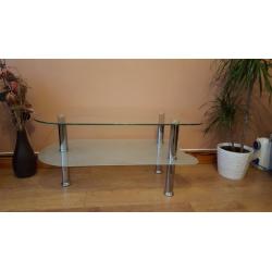 Coffee table - practically new