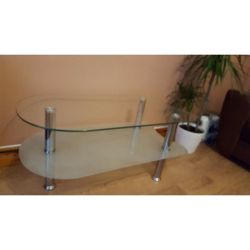 Coffee table - practically new