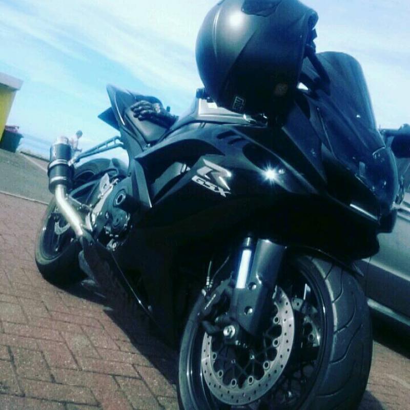 Suzuki gsxr 750 k8