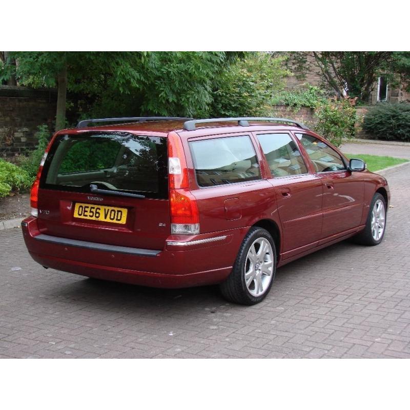 EXCELLENT EXAMPLE!! 2007 VOLVO V70 2.4 SE 170 BHP 5dr AUTO ESTATE 1 YEAR MOT, FULL LEATHER, WARRANTY