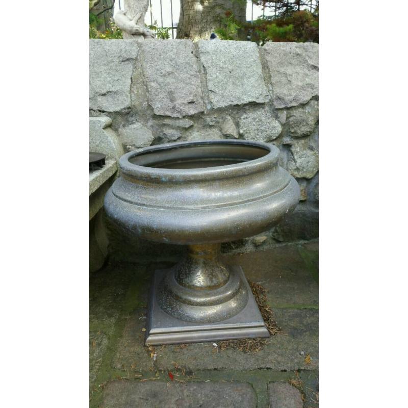 Brass urn /planter