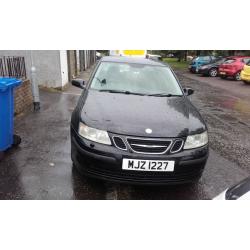 saab 9.3 2004 black. great bodywork looks and goes great. must see!
