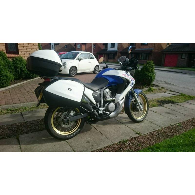 Honda Transalp 700