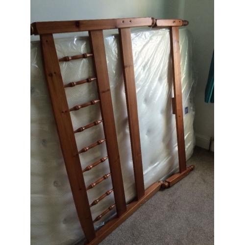 Pine double bed - FREE