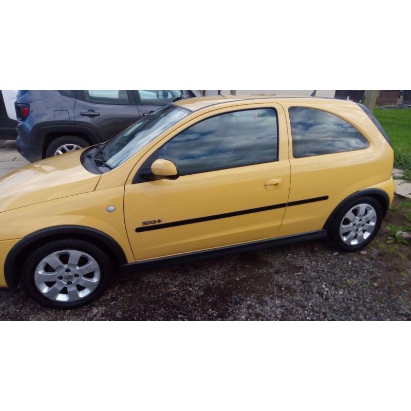 Vauxhall Corsa SXi "Plus", 32,629 Miles, Mot'd 04/2017, One prev owner.
