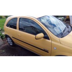 Vauxhall Corsa SXi "Plus", 32,629 Miles, Mot'd 04/2017, One prev owner.