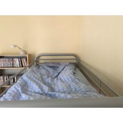 Child's cabin bed, metal frame
