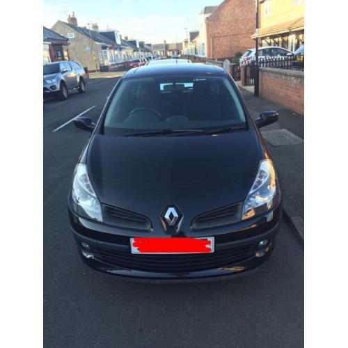 Renault Clio 2007 Mk3. 1.4 Petrol. Very low mileage.