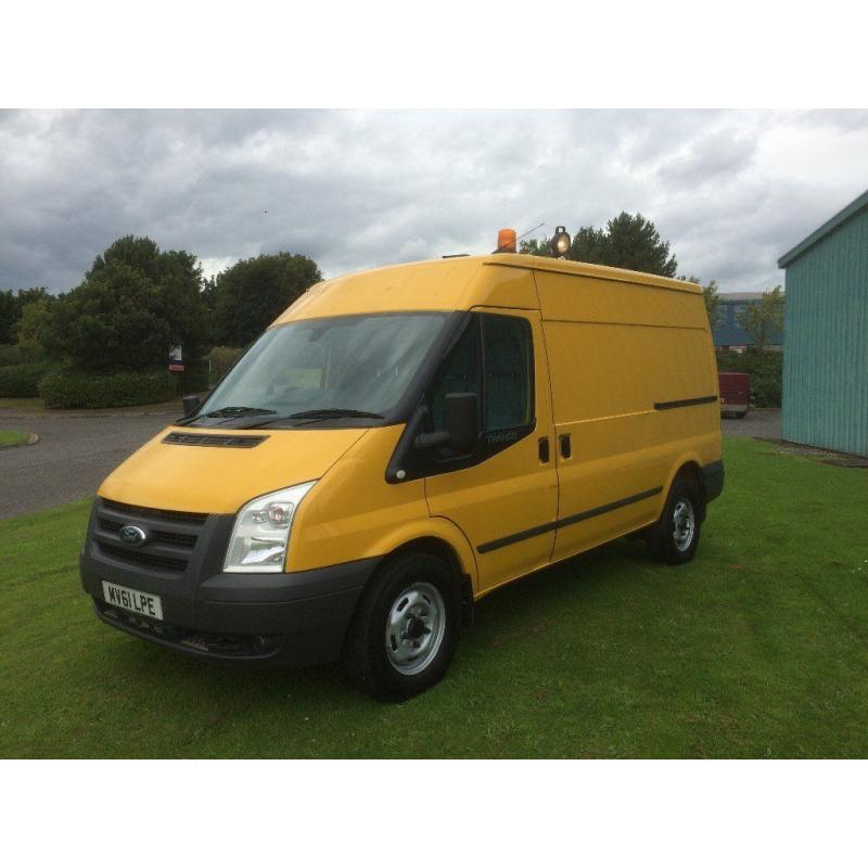 Ford TRAN 115 T350M TREND FWD