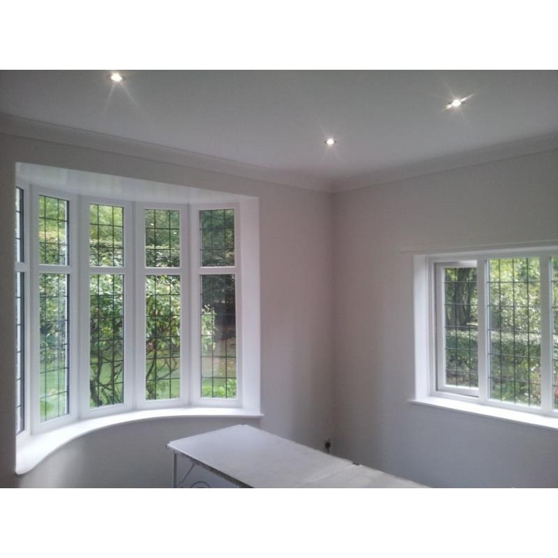 Painter / Decorator / Wallpaper Hanger available. All Glasgow areas covered. Fantastic rates.