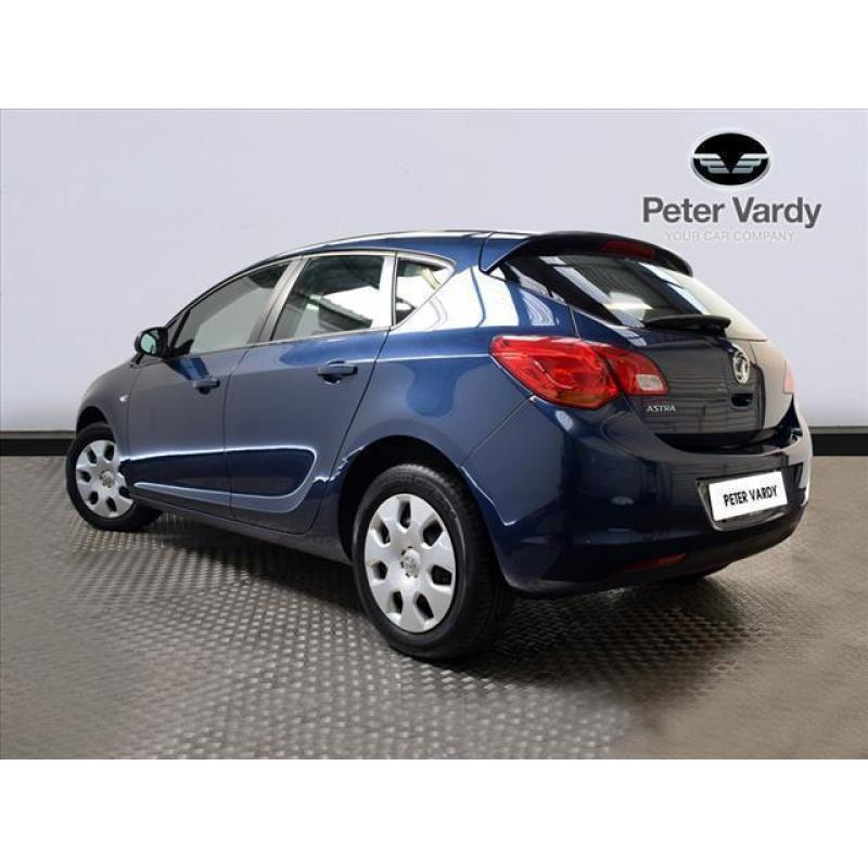 2012 VAUXHALL ASTRA HATCHBACK