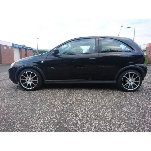 2004 Vauxhall Corsa 1.2 SXI 16V Manual Petrol Black 3dr