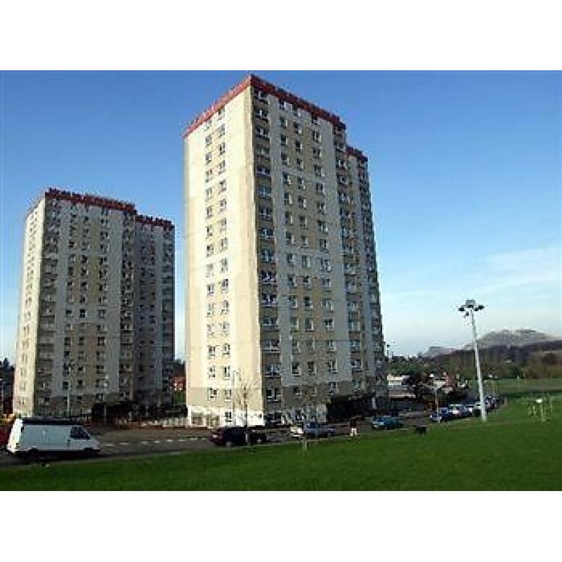 2 bedroom coucil flat looking for swap for studio, 1 or 2 bedroom property