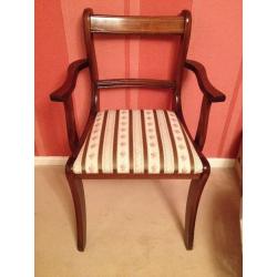 Extentable table and set of 6 excellent quality matching chairs, table sits upto 10 people