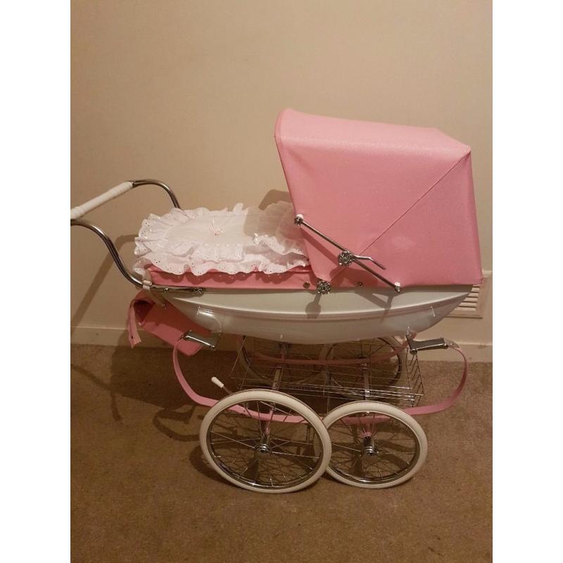 Dolls silver cross pram hardly used great condition