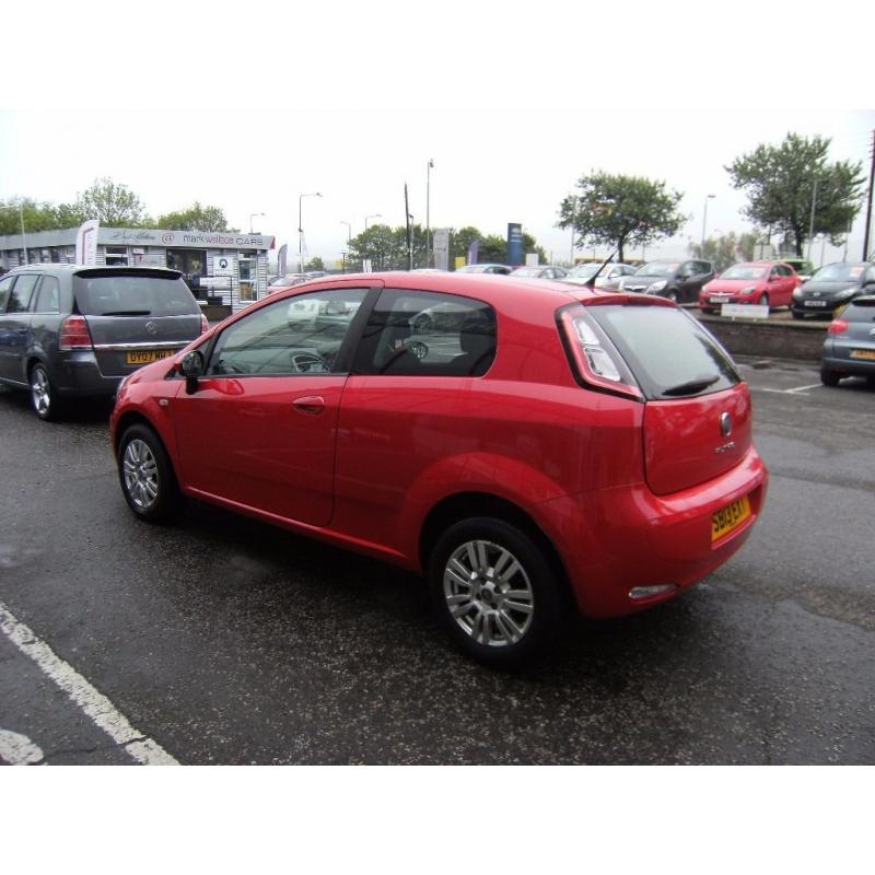 2013 13 FIAT PUNTO 1.4 EASY 3d 77 BHP **** GUARANTEED FINANCE ****