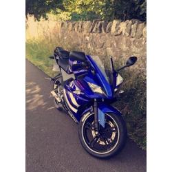 Yamaha YZF R125-2012-Blue