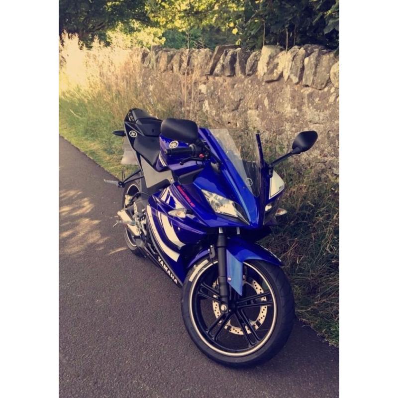 Yamaha YZF R125-2012-Blue