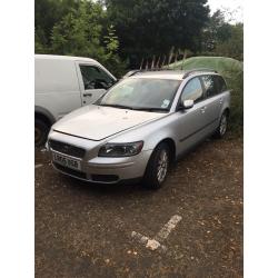 Volvo V50 breaking all parts