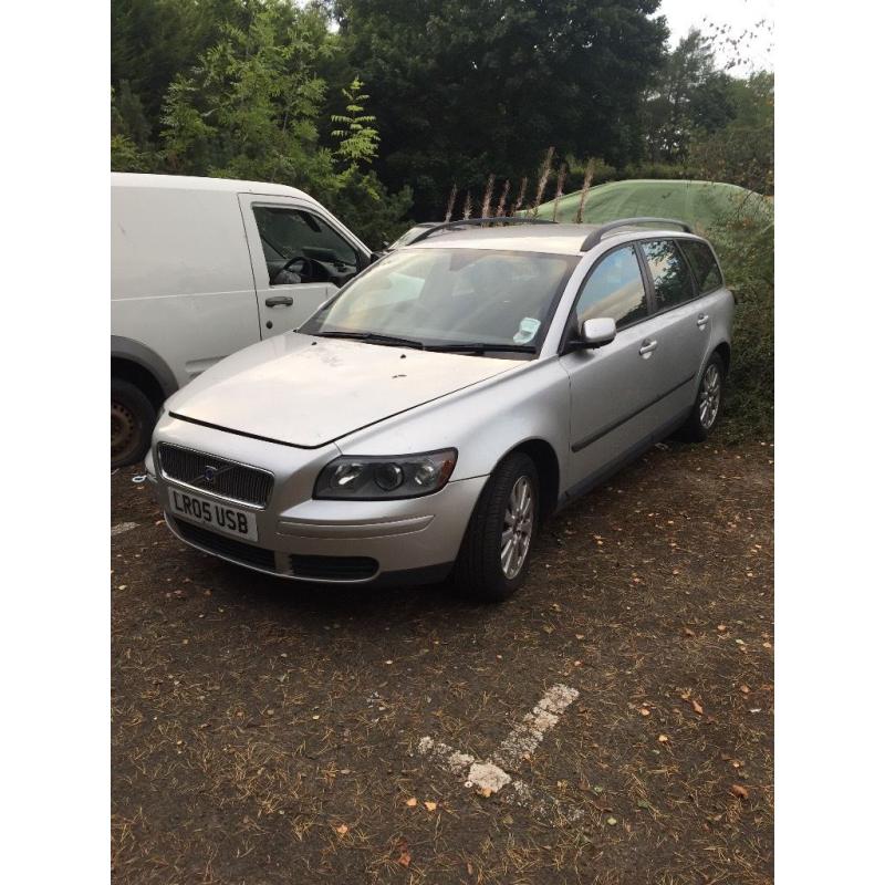 Volvo V50 breaking all parts