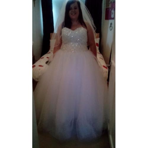Wedding dress