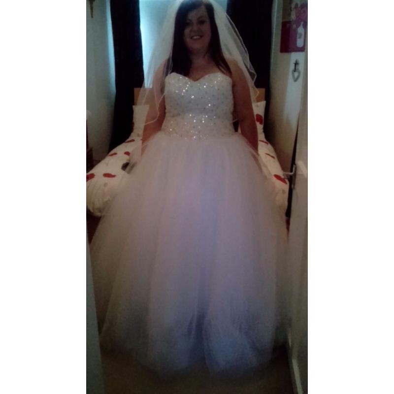 Wedding dress