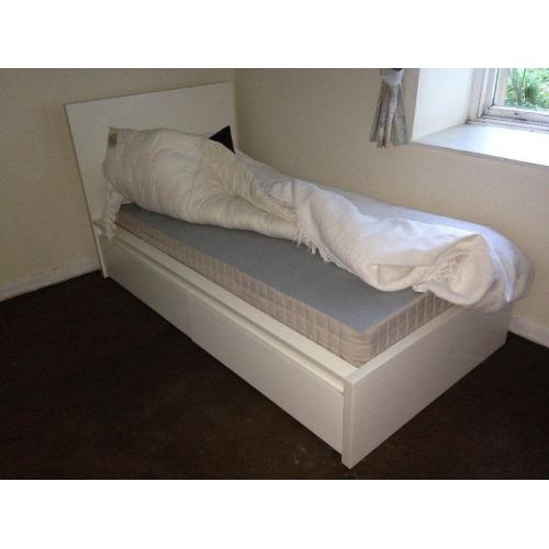White single bed with two drawers (Argos) as new