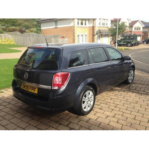 2009 VAUXHALL ASTRA 1.8i VVT DESIGN ESTATE AUTOMATIC AIR CONDITION