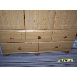 3 door wardrobe