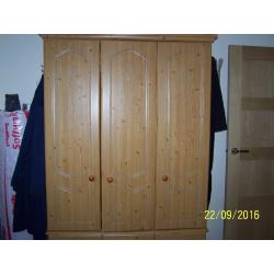 3 door wardrobe