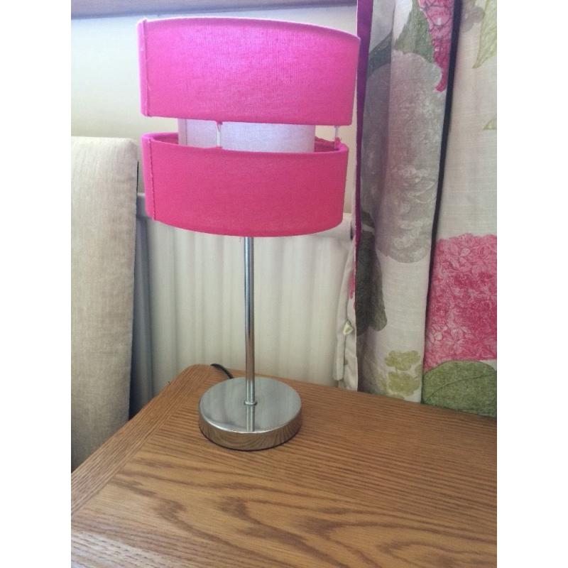 Pink table lamp.