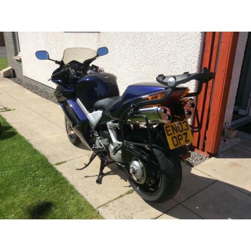 Honda Vfr 800f a-3 v.tec abs 2003 reg 03 mileage 33850 mot April 2017 May swop for car
