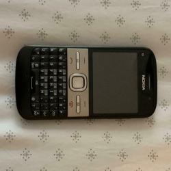 Nokia e5 mobile phone